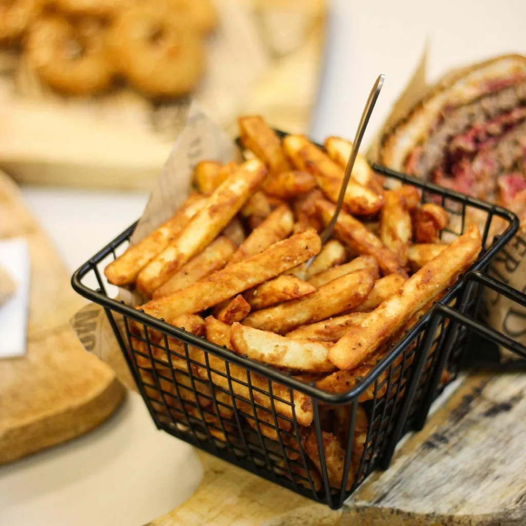 five guys frites cajun