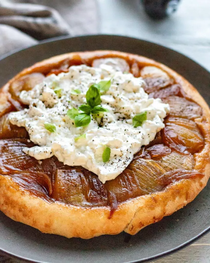 tarte tatin aux oignons végétarien