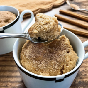 Mug cake à la compote de pommes recette