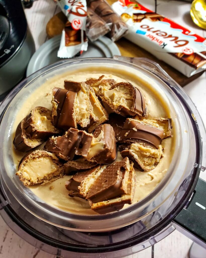 Glace au Kinder Bueno Maison recette facile