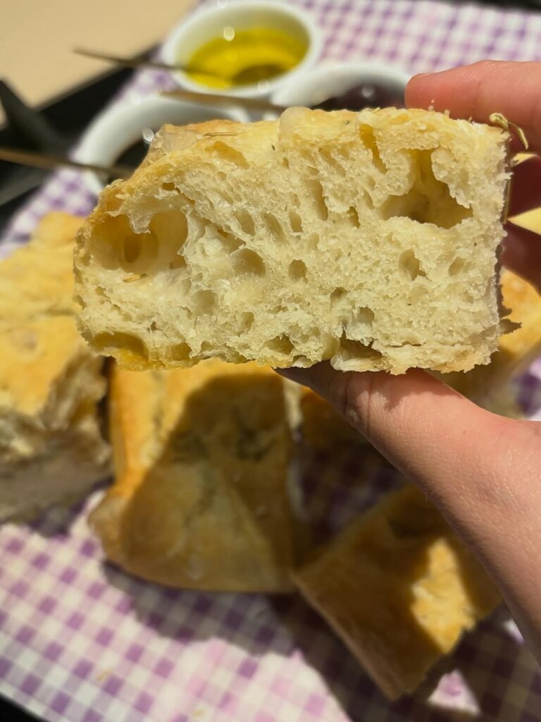 Focaccia italienne dorée recette facile