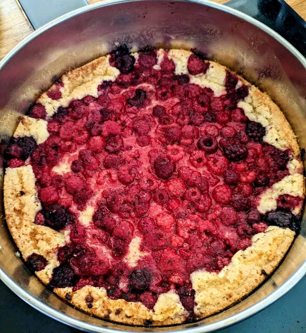 Gâteau aux framboises suédois ultra-moelleux recette facile