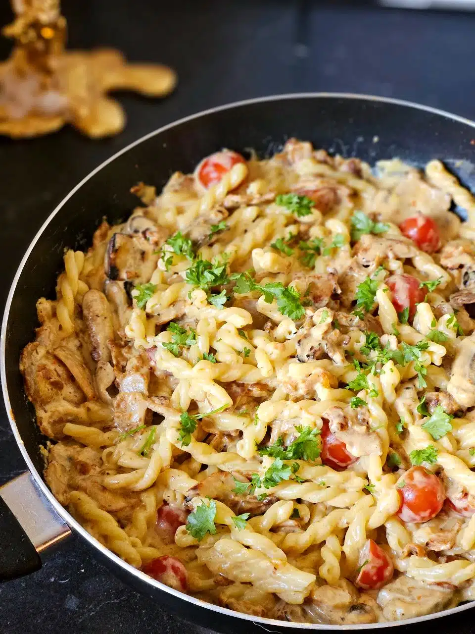 Pâtes au kebab crémeuses aux champignons recette facile
