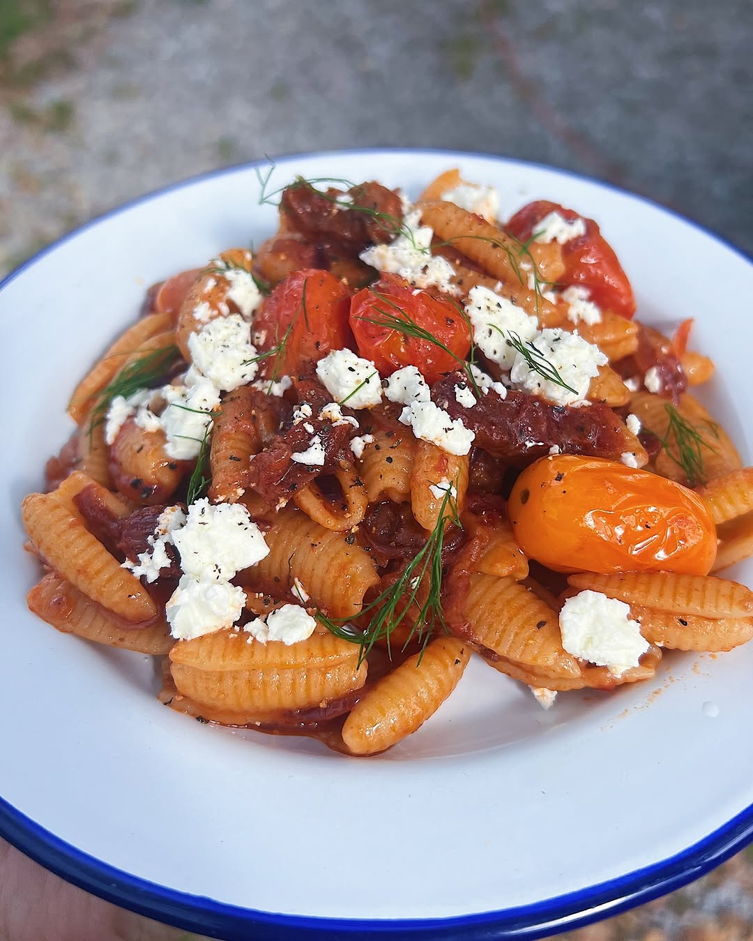 Pâtes au trio de tomates et oignon caramélisé - étapes de préparation