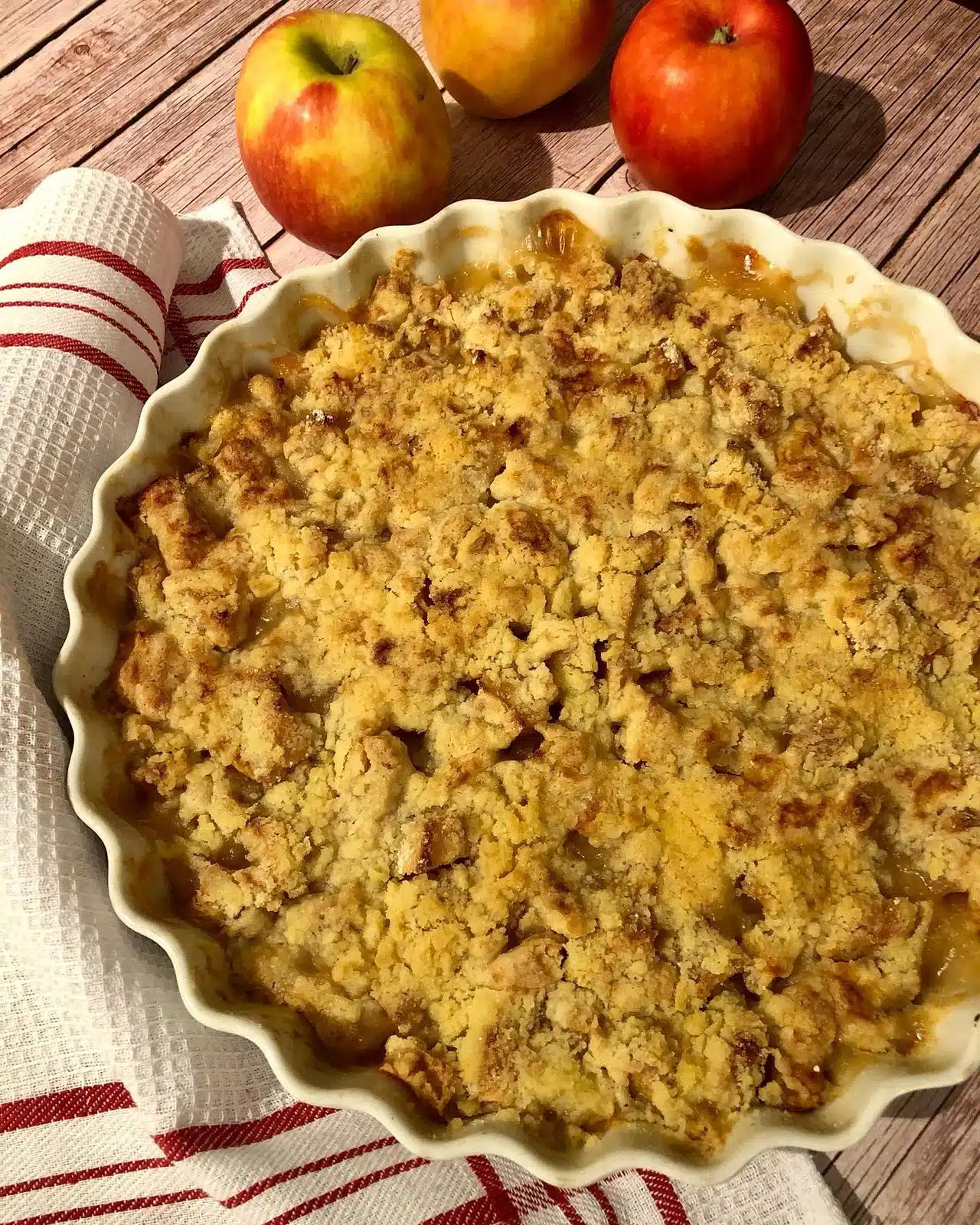 Crumble aux pommes de grand-mère recette facile