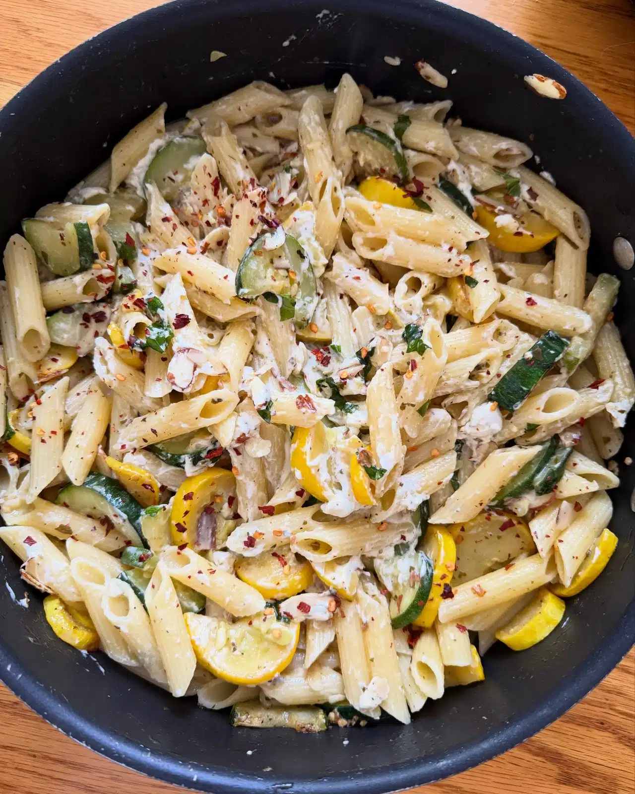 Pâtes courgettes chèvre recette facile